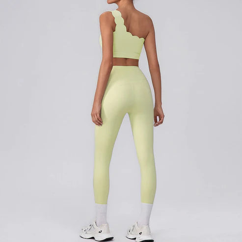 GRACE SCALLOPED TOP EDGE SPORTS BRA & HIGH-WAIST CROSS OVER LEGGINGS (2-PIECE SET)